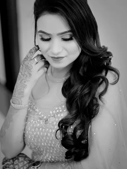 A soft, black and white portrait that adds a timeless feel.