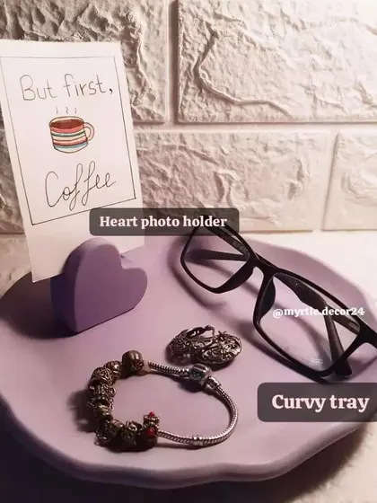 A lovely purple-themed setup featuring our curvy tray and a matching heart photo holder. It's a great way to create a calm and coordinated corner.