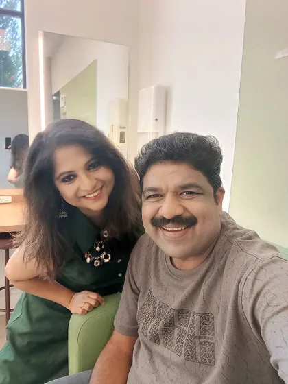 A selfie with a co-artist just before our program for the Melbourne Kannada Sangha was about to begin. The excitement before a show is always high.