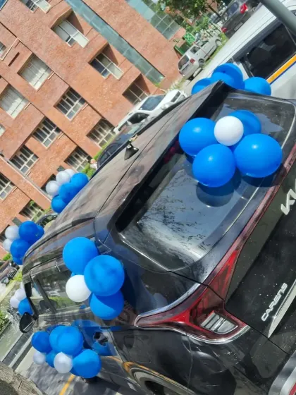 A view from the back of the car, showing how the balloons are placed for a festive look from all angles.