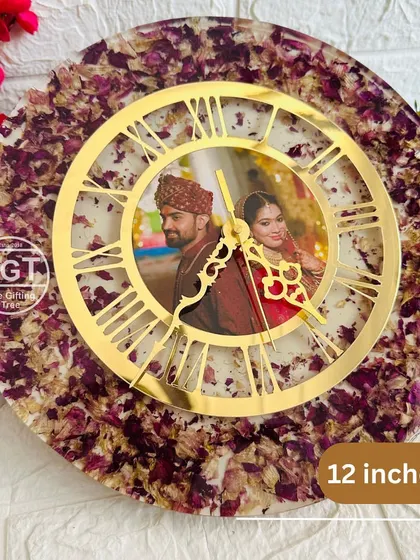 Here you can see the size of the 12-inch clock, a popular choice for wall decor. The preserved petals create a beautiful, textured border.