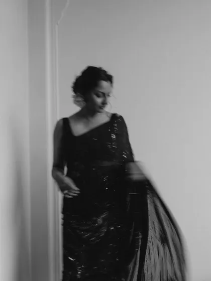 A black and white motion blur portrait of Priyanka, creating an artistic and ethereal mood during her shoot at The Oberoi Rajvilas.