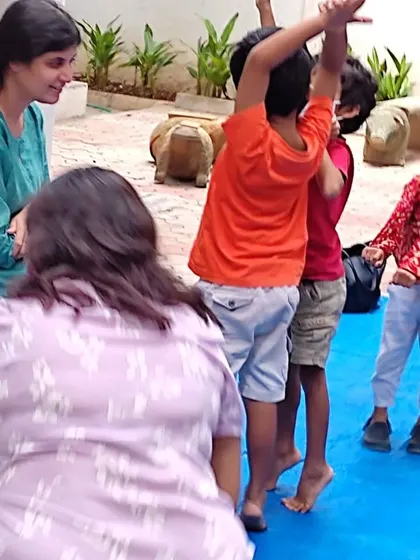 A little one fully engaged in our "Under the Sea" activities. Movement and dance are always a part of my workshops to keep the energy high and fun.