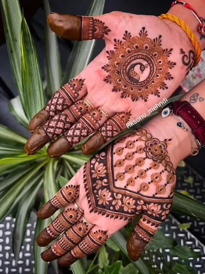 This collection showcases my love for minimalist mandalas and motifs. These designs are perfect for guests or anyone seeking a simple yet elegant touch of henna art.