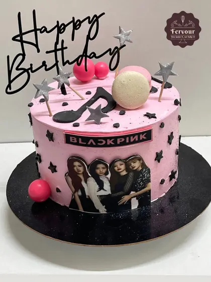 Another Blackpink cake design, this one featuring macarons and a music note. It shows how I can customize a popular theme to fit different style preferences.
