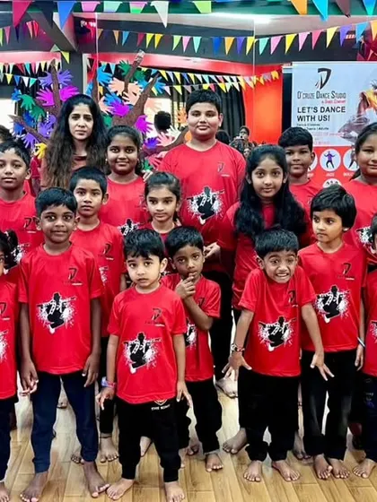 Our May batch campers, all together for a group photo! This picture captures the friendships and community spirit that we build during our 15-day workshop.