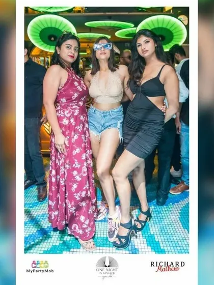 A glimpse of the fun from my 'Polaroid Saturdays' retro night. The 80s and 90s dancefloor hits always get the party started.