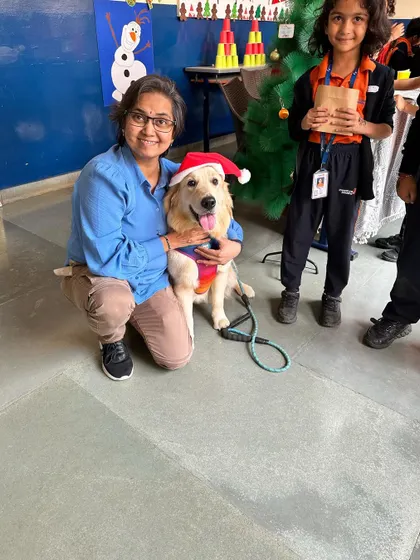 The dogs and I had a wonderful time at a school's winter carnival. Surrounded by kids and food, they were perfectly behaved, showing their potential as therapy dogs. I hope more schools open their doors to the benefits of having dogs around children.
