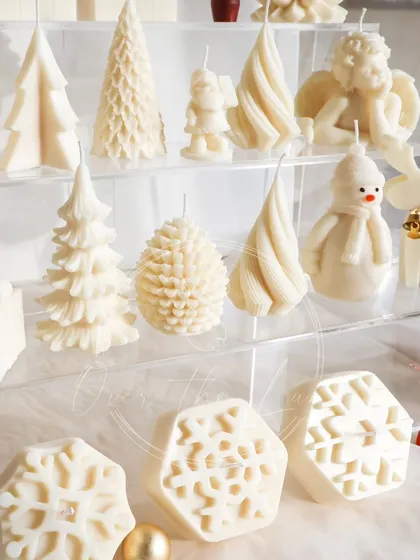 A closer look at the variety of textures and shapes in my 'White Christmas' collection.