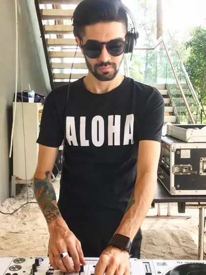Aloha state of mind. This was from a beach wedding where the dress code was casual and the music was all about good vibes and relaxed fun.