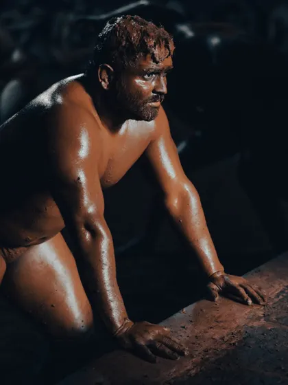 Candid portraits and moments from within the taleem, showing the wrestlers in moments of preparation and quiet intensity. These photos offer a behind-the-scenes look at their world.