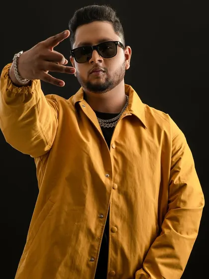 My Spotify profile cover. A clean, confident shot to represent the music.