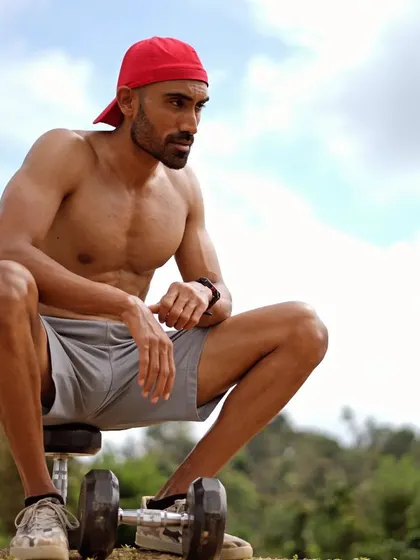 Let's make it a great year. This was a post to kick off the new year and announce Season 3 of Toned Abs, reminding everyone to stay determined and consistent.