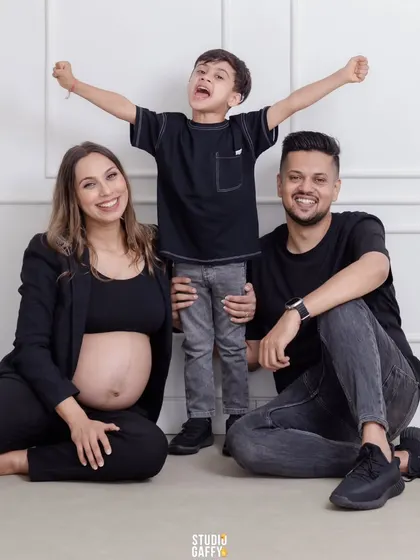 A collection of my work from various maternity photoshoots, showcasing different styles, locations, and outfits, from flowing gowns to chic casual wear.