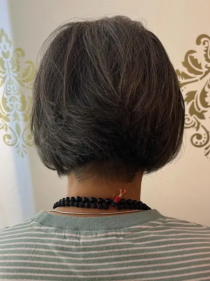 The back view showing the subtle undercut.