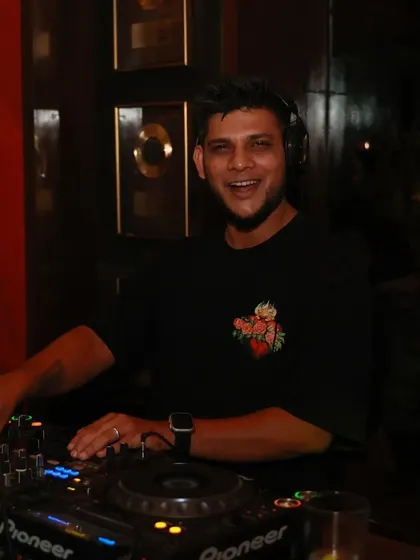 A simple, happy shot of me doing what I love. This is my passion, and I bring that enthusiasm to every single gig.