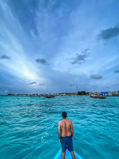 The view from the boat after three amazing dives. Watching the gorgeous Maldivian sunset over the turquoise water is the perfect end to a perfect day.
