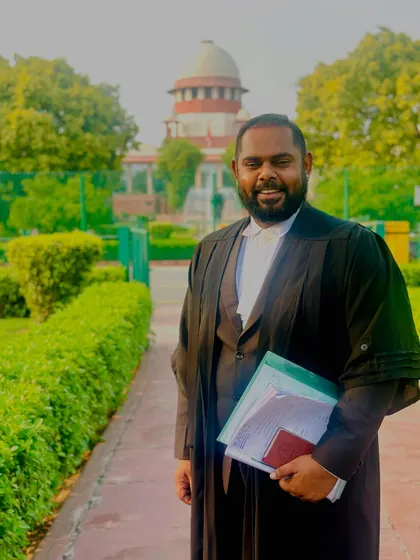 Aapka Legal Dost
Here I am at the Supreme Court of India, ready to fight for your rights. My goal is not just to practice law, but to make it accessible and understandable for you.