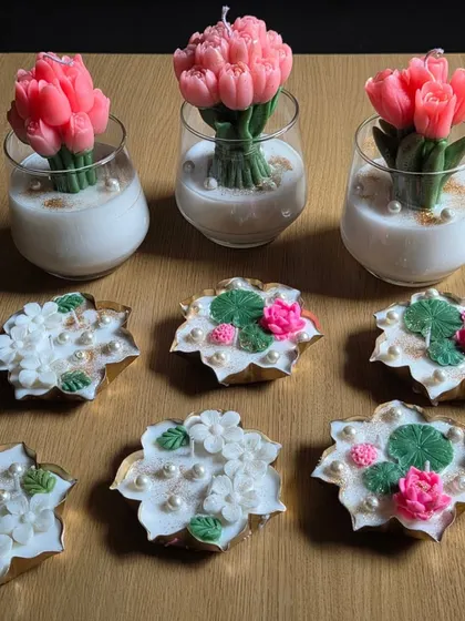 My soy wax scented candles are designed to be a centerpiece. This collection features delicate tulip bouquets in glass and floating floral candles, making for an elegant corporate or wedding gift.