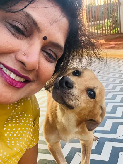This sweet face is looking right at the camera. I love capturing these beautiful moments with the dogs in my care.
