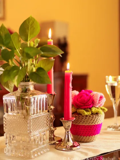 Festive vibes with my Rosie Posie arrangement and some bright pink candles.