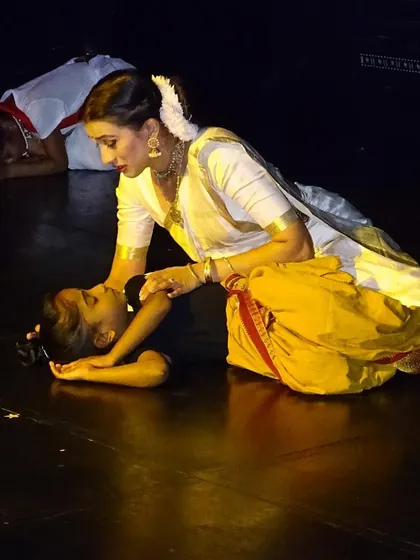 A poignant moment from my dance drama "Panna Dhai," which premiered in Reunion Island. This production was a beautiful collaboration with the Maharana of Mewar Charitable Foundation.