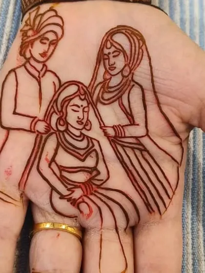 A simple yet beautiful outline of a family portrait. This shows the initial stage of a custom design, which can be filled in with intricate details.