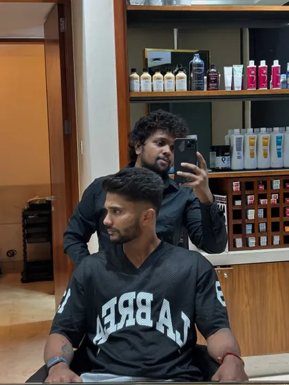 A profile shot of Nitish Kumar Reddy's cut.