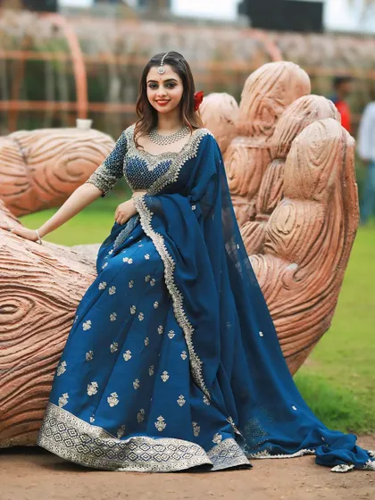 This lehenga is not just an outfit, it's a whole mood. Perfect for creating unforgettable memories.