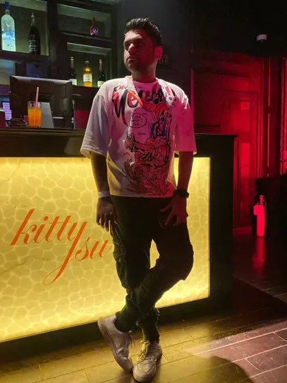 A quick pose before my set at the iconic Kitty Su in Mumbai. I've had the privilege of playing at some of the best and most well known clubs in the country.