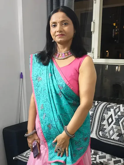 A subtle Garba makeup look for a client who wanted something simple and elegant. Your look, your way is my motto.