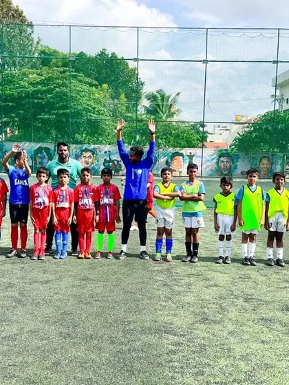 Scenes from a practice match against Game On FA. These friendly fixtures provide valuable game time and learning opportunities for our developing squads.