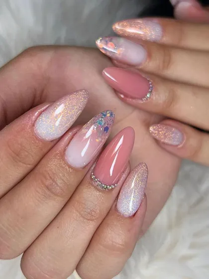 A beautiful and versatile set that's perfect for any special occasion. We combined a solid dusty rose, a sparkling "sugar" glitter, and a baby boomer ombré with a line of rhinestones.