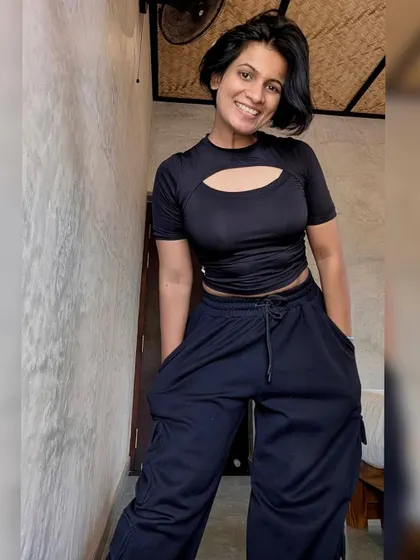 Feeling confident and comfortable in your own skin is a journey, not a destination. My coaching is about helping you find that feeling of strength and self-love through sustainable fitness and nutrition.