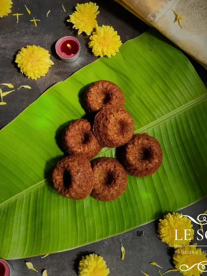 A closer look at my Unniappam Inspired Bundt Cakes. These mini cakes are packed with the flavors of banana and jaggery, a tribute to a beloved Kerala snack.