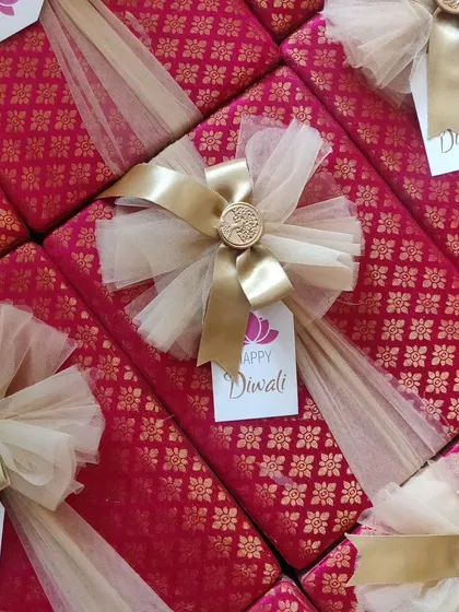 It's official, our beautiful corporate Diwali gifts are here. These elegantly wrapped boxes in traditional brocade fabric are perfect for last-minute festive orders that still feel special.