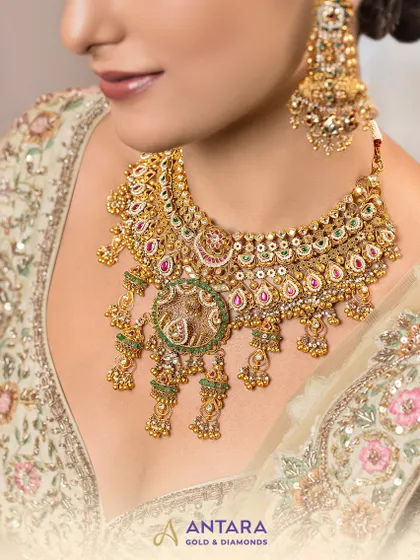 When blessings gather and elegance feels like destiny, it’s a choice made by heart. This is a detailed view of our signature Kundan bridal choker with intricate meenakari.