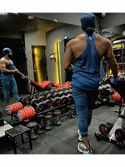 How much does it mean to you? A single-arm cable row, focusing on the stretch and contraction to build a detailed back.