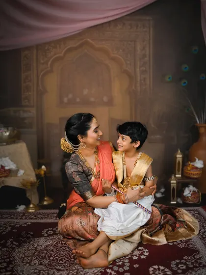 A loving gaze between mother and son. The connection and emotion are the true focus of this beautiful, themed portrait.
