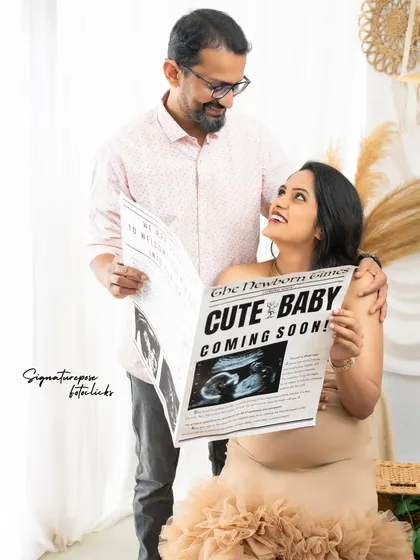 A similar concept with a different gown, showing how we can personalize these creative announcement shots.