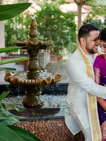 A candid shot filled with infectious laughter. We believe the best portraits are the ones where you forget we are even there, allowing your true personalities to shine.