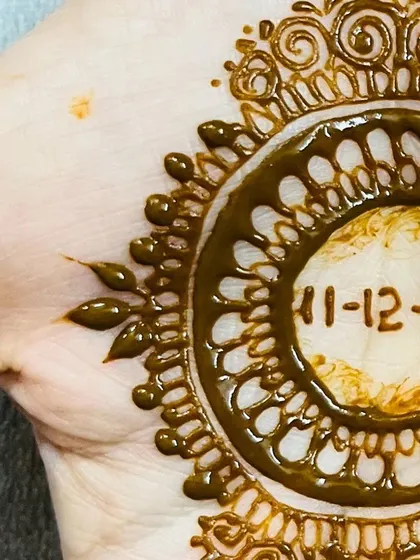 A simple and elegant way to commemorate the special day. The engagement date is placed in the center of the mandala design.
