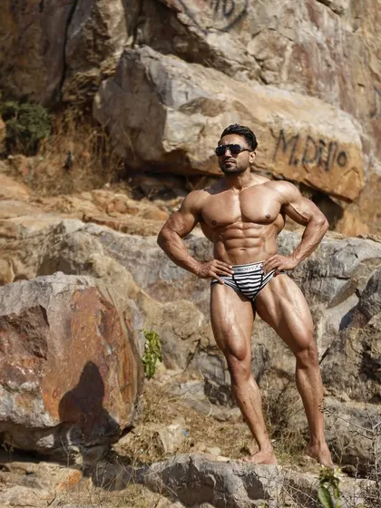 Another shot with sunglasses.