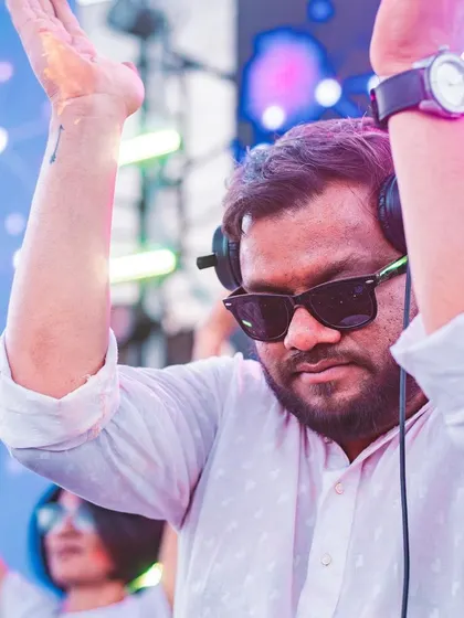 My "no breakfast face." All focus and energy for the Holi crowd.