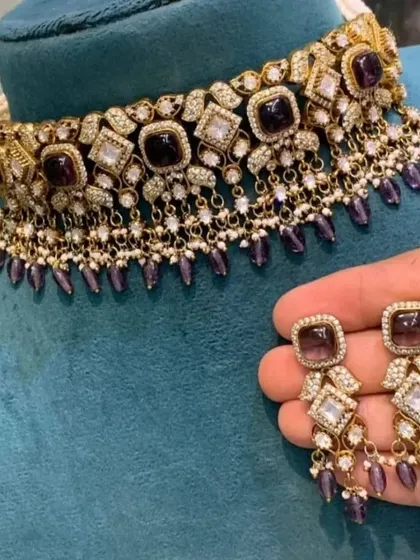 This Victorian choker with square-cut purple stones is a modern and chic option. It's perfect for adding a touch of contemporary style to your ethnic wear.