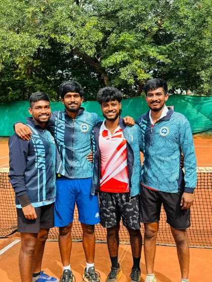 Oges with his victorious teammates from the South Zone Inter-University tournament.