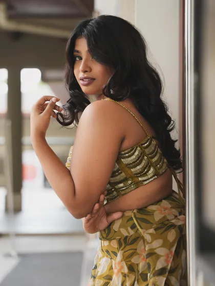 Mehendi bride inspiration. For this look, I used earthy tones and a pop of green on the lower lash line to complement her olive green outfit.