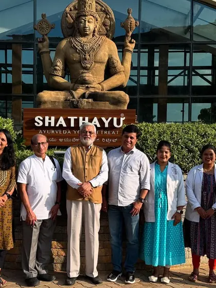 Our team with revered Ayurved Acharya Dr. G.G. Gangadharan and Dr. Ravi Temarisa from the USA. Such visits allow for a valuable exchange of ideas, blending traditional wisdom with global perspectives on health.