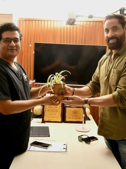 A pleasant moment with actor Shaji Choudhary during his 3-month follow-up visit.