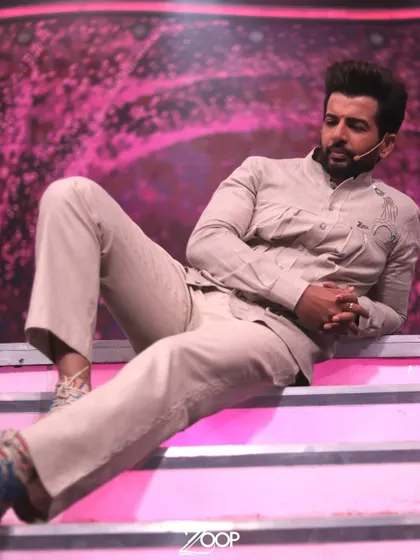 Jay Bhanushali looking absolutely dapper in another custom ZOOP look. The relaxed fit and subtle detailing make it a perfect example of bespoke, understated style.